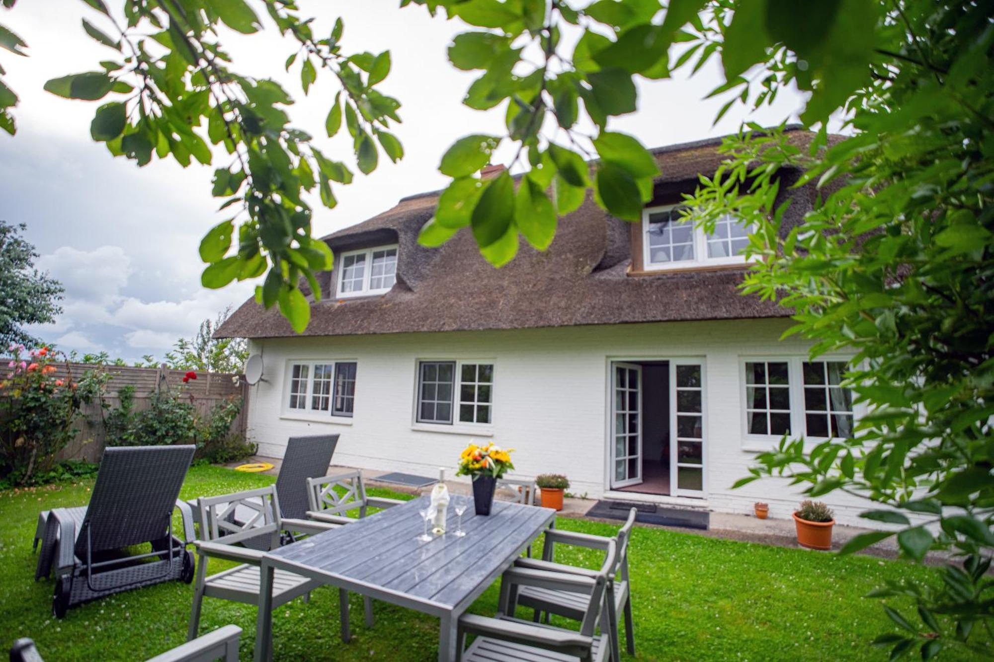 Haus Am Leuchtturm Apartment Пелворм Екстериор снимка